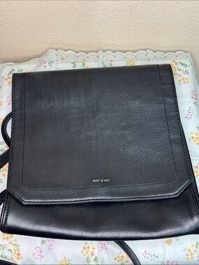 Matt & Nat Classic Black Bag